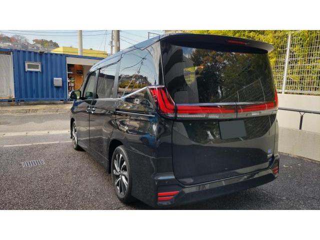 【テレビキャンセラー取り付け】トヨタ　ヴォクシー　ハイブリッド　ノア　９０系　HEV　TVキャンセラー　走行中視聴可　同乗者が退屈しない　YOUTUBE　HDMI　地デジ　VOXY　NOAH　神奈川県　横浜市　磯子区　株式会社クローバー