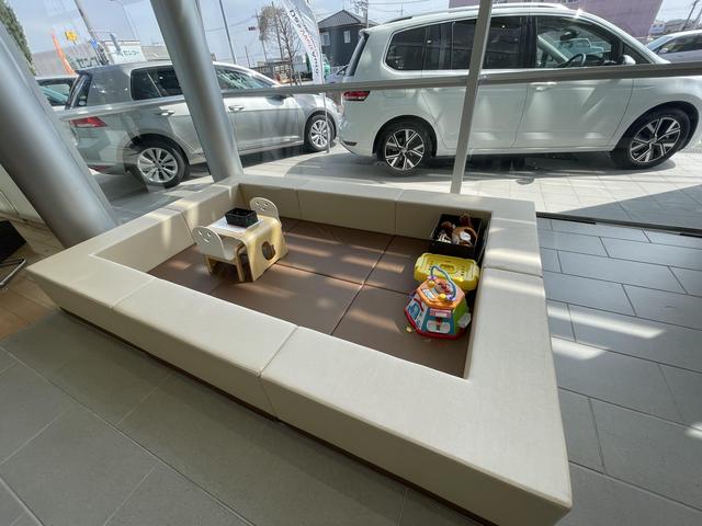 Volkswagen越谷認定中古車センター(6枚目)