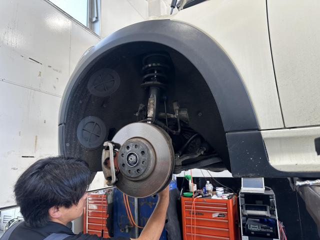 ＭＩＮＩ　Ｒ５６　クーパーＳ　オーリンズ車高調　オーバーホール　アウトフロイデ　国分寺
