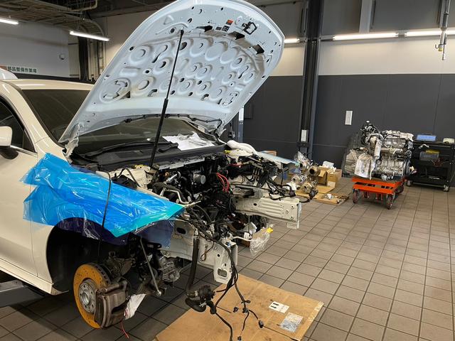 エンジン関連作業風景