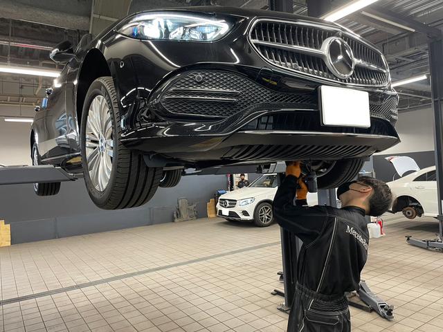 下回り作業風景