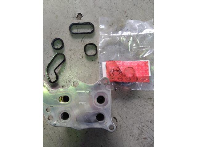 ＢＭＷ　他 ＢＭＷ　エンジン関連修理・整備　ミニ　R56 オイル漏れ　オイルクーラー　都筑区