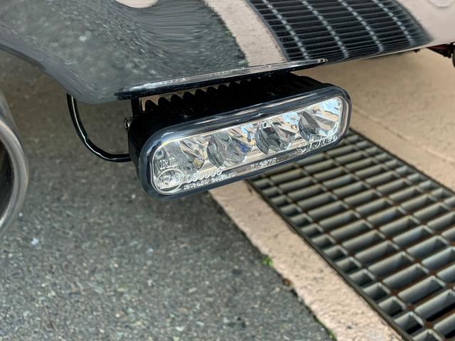 アメ車　車検　改善　バックランプ　交換　LED　明るい　取付　簡単　アベカーズ多摩ガレージ　シボレー　GMC　フォード　ダッジ　US　トヨタ　ニッサン　ハマー