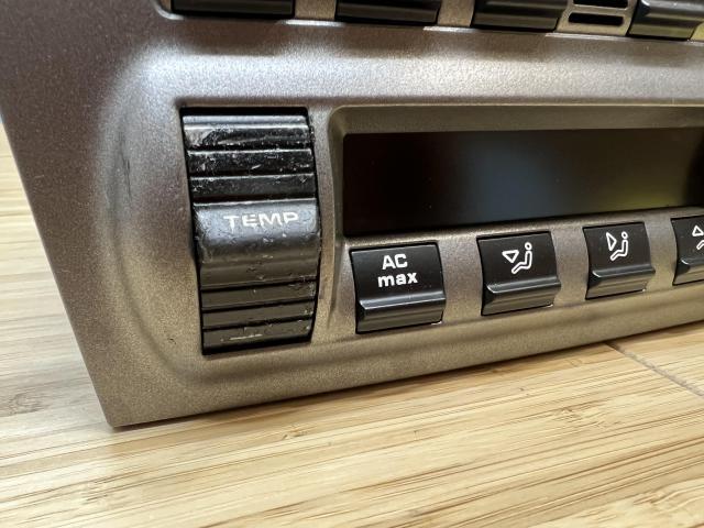 ポルシェ　９１１　エアコンスイッチ　リペア　補修