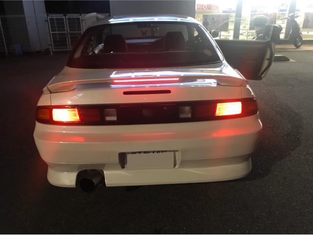 今日は　シルビア S14にGTウイングを取付ていきます。
大阪　北摂　吹田　箕面　豊中　カスタム　