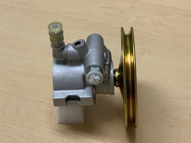 ボルボ240パワステポンプ入荷しております。ボルボ240/VOLVO240