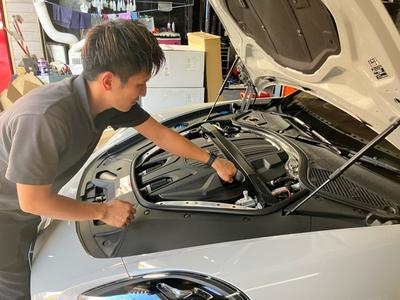 プロの整備士がメンテナンス