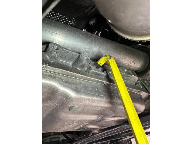 アウディ　Ｑ５　ATF点検　補充