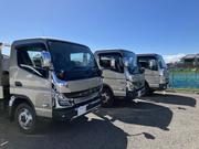 併設の‘’Ｌ．ＳＥＬＥＣＴ”では多数のレクサス展示車をご用意しております