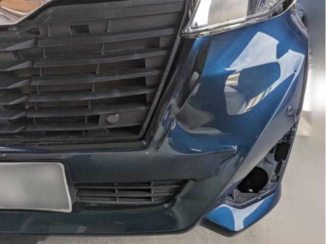 トヨタ　ルーミー　キズ・へこみ直し　修理　鈑金塗装　板金塗装　鈑金　板金　塗装　塗装ブース完備　代車無料　見積無料　関西　西日本　大阪府　南大阪　貝塚市　泉佐野市　岸和田市　泉大津市　和泉市　堺市　