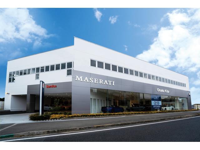 マセラティ大阪北　八光自動車工業株式会社