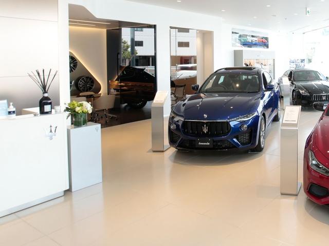 マセラティ大阪北 八光自動車工業株式会社 サービス紹介の1つ目