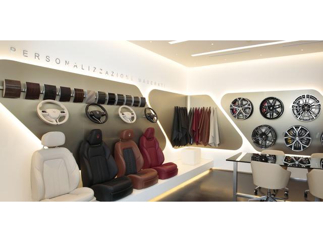 マセラティ大阪北 八光自動車工業株式会社 サービス紹介の2つ目