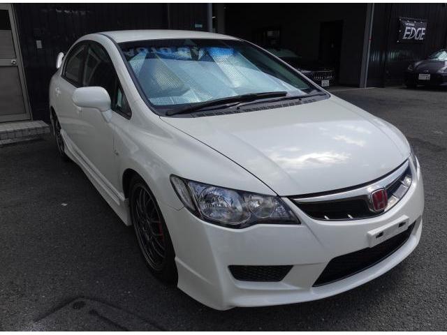 ホンダ シビック タイプR FD2 エンジンオイル＆オイルフィルター交換 【車のことなら兵庫県伊丹市のオートガレージストックへ！】