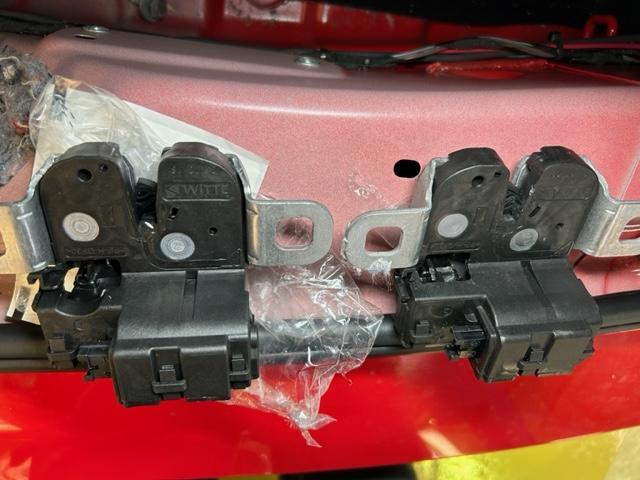 BMW MINI Cooper Crossover R60　ミニ　クロスオーバー　バックドアが開かない！　ご入庫ありがとうございます 和泉市