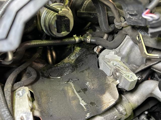 BMW 750Li F02 オルタネーター交換と・・・ 大阪府 和泉市