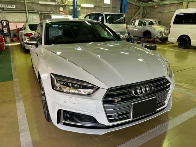 AUDI S5 sportback quattro アウディS5　車検ご入庫ありがとうございます！　大阪府　和泉市