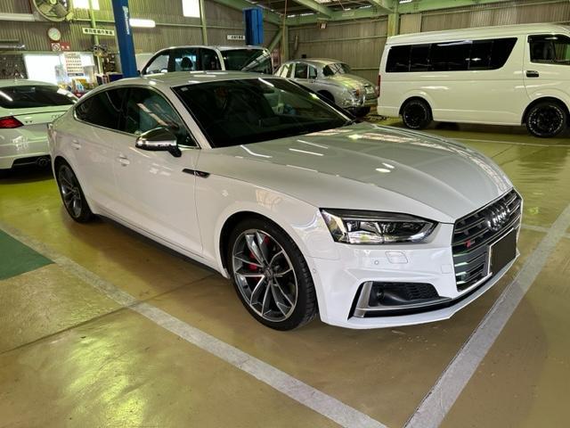 AUDI S5 sportback quattro アウディS5　車検ご入庫ありがとうございます！　大阪府　和泉市