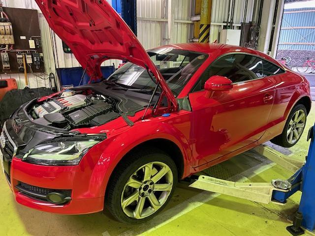 AUDI TT quattro アウディTT クアトロ 車検ご入庫ありがとうございます 大阪府 和泉市