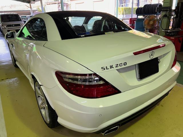 MERCEDES BENZ SLK200 R172　１年点検　タイヤ交換　ご入庫ありがとうございます！　大阪府　和泉市
