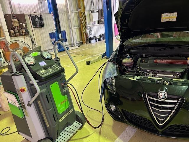 Alfa Romeo Giulietta　アルファロメオ　ジュリエッタ　エアコン効かない　ナビ作動しない　タイミングベルト交換　ウォーターポンプ交換　車検整備　ご入庫ありがとうございます！　大阪府　和泉市