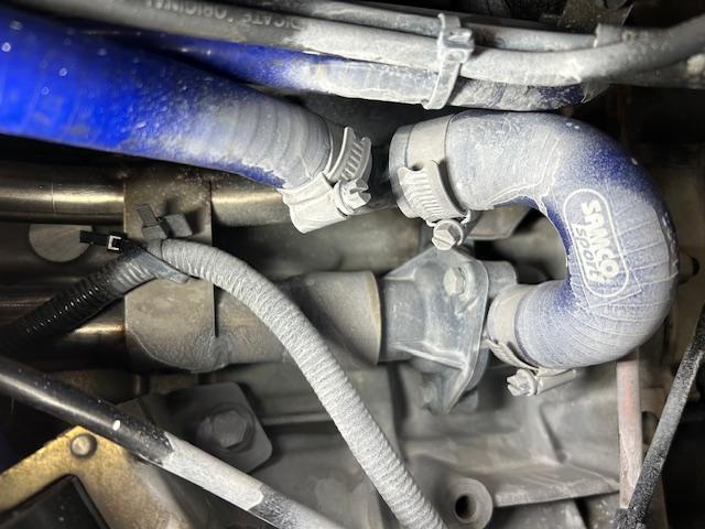 LOTUS　ELISE  S1　ロータス　エリーゼ　フェイズ１　冷却水漏れ修理　大阪府　和泉市