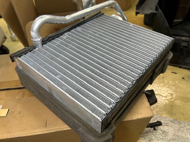 DODGE RAM VAN 1500　ダッジラムバン1500　ショーティ　車検整備　エアコン修理　大阪府　和泉市