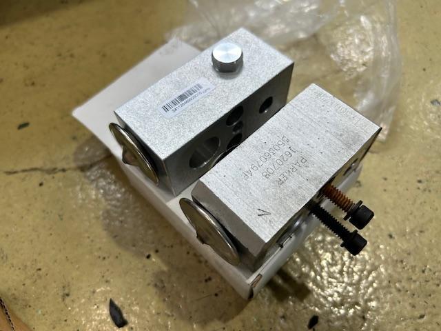 DODGE RAM VAN 1500　ダッジラムバン1500　ショーティ　車検整備　エアコン修理　大阪府　和泉市