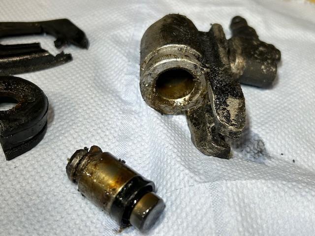 DATSUN FAIRLADY SR311 ダットサン フェアレディ2000 ローウィンド 車検整備 リヤブレーキO/H リヤシャフトシール交換 大阪府 和泉市