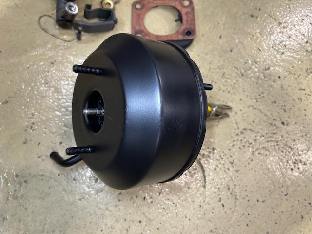 NISSAN FIGARO　ニッサン　フィガロ　FK10　ブレーキオイル漏れ　マスターシリンダー交換　ドライブシャフトブーツ交換　大阪府　和泉市