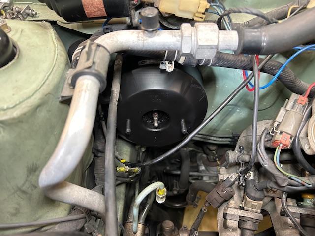 NISSAN FIGARO　ニッサン　フィガロ　FK10　ブレーキオイル漏れ　マスターシリンダー交換　ドライブシャフトブーツ交換　大阪府　和泉市