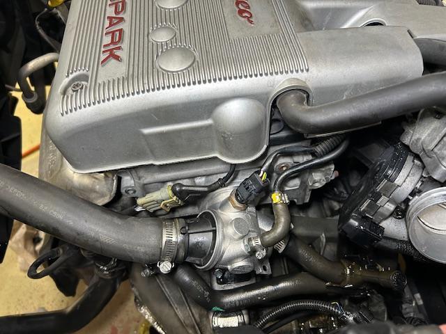 Alfa Romeo 147  アルファロメオ147 ツインスパーク M/T サーモスタット交換 ドライブシャフトブーツ交換 車検整備でのご入庫ありがとうございます! 大阪府 和泉市