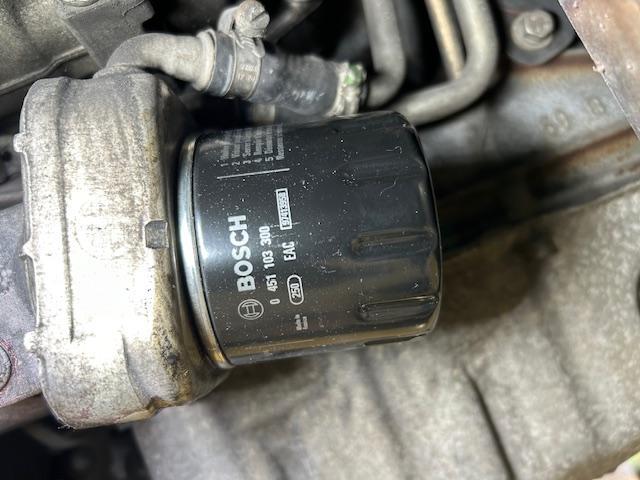 Alfa Romeo 147  アルファロメオ147 ツインスパーク M/T サーモスタット交換 ドライブシャフトブーツ交換 車検整備でのご入庫ありがとうございます! 大阪府 和泉市