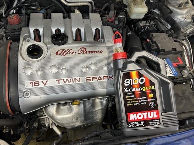 Alfa Romeo 147  アルファロメオ147 ツインスパーク M/T サーモスタット交換 ドライブシャフトブーツ交換 車検整備でのご入庫ありがとうございます! 大阪府 和泉市