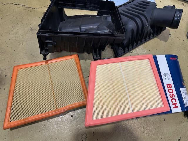 MINI Cooper Clubman F54 ミニ クーパー クラブマン 車検整備 エンジンマウント交換 ご入庫ありがとうございます! 大阪府 和泉市