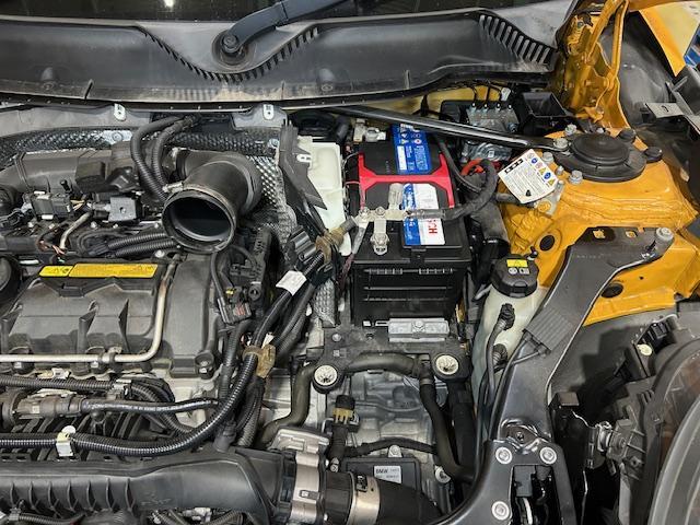 MINI Cooper Clubman F54 ミニ クーパー クラブマン 車検整備 エンジンマウント交換 ご入庫ありがとうございます! 大阪府 和泉市