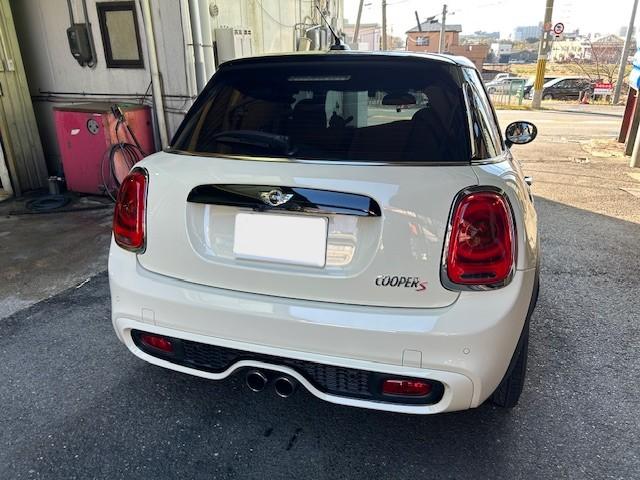 MINI Cooper S F55　ミニ　クーパーS　バッテリー交換　ご来店頂きました！　大阪府　和泉市
