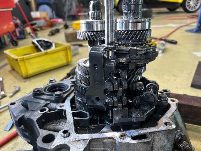 FIAT 500　Cinquecento　フィアット500　チンクエチェント　ミッションオイル漏れ　クラッチ交換　ミッションオーバーホール　大阪府　和泉市