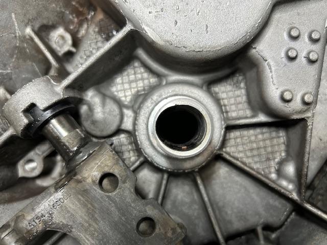 FIAT 500　Cinquecento　フィアット500　チンクエチェント　ミッションオイル漏れ　クラッチ交換　ミッションオーバーホール　大阪府　和泉市