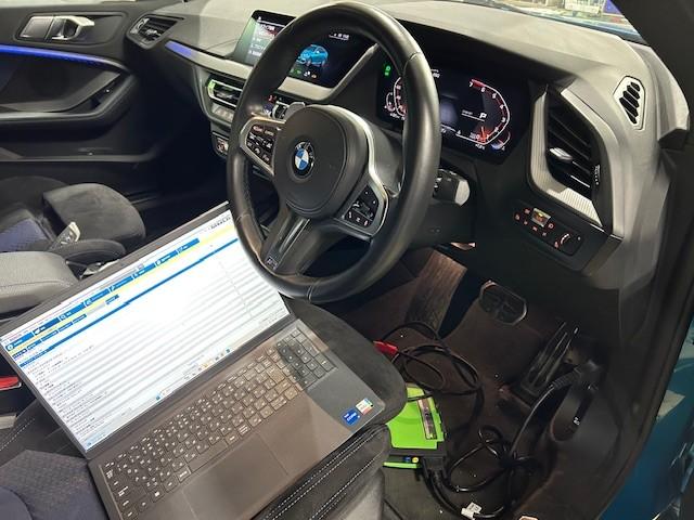 BMW M235i F44 バッテリー交換 ご来店ありがとうございます! 大阪府 和泉市