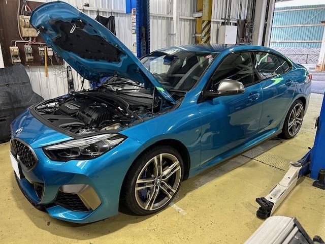 BMW M235i F44 バッテリー交換 ご来店ありがとうございます! 大阪府 和泉市