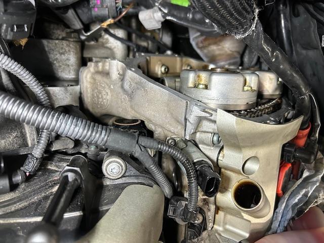 AUDI A6  アウディ A6 エンジンオイル漏れ オイルフィルターハウジング交換 大阪府 和泉市