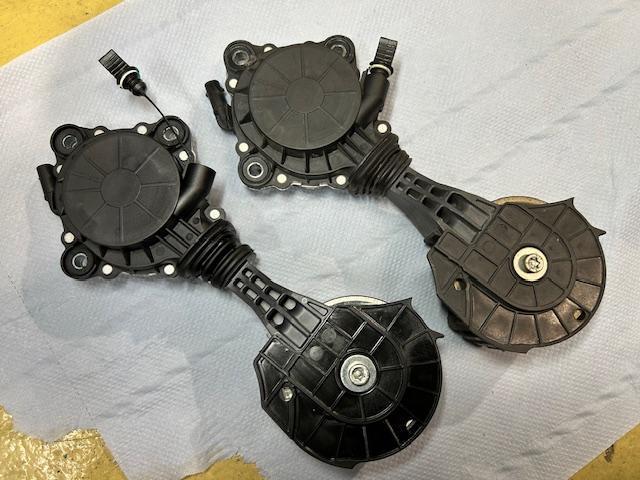 BMW MINI Cooper Crossover R60 ミニ クロスオーバー 車検整備でのご入庫ありがとうございます ! 大阪府  和泉市