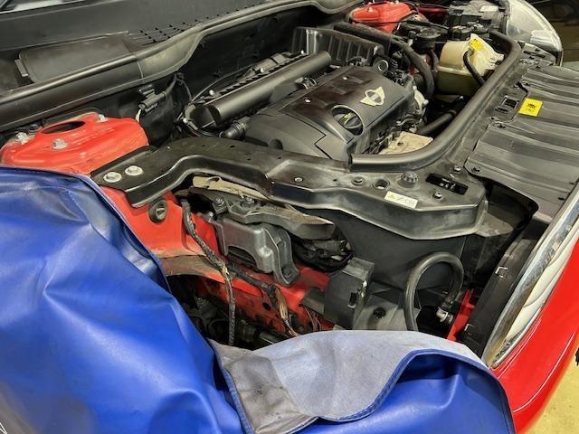 BMW MINI Cooper Crossover R60 ミニ クロスオーバー 車検整備でのご入庫ありがとうございます ! 大阪府  和泉市