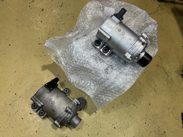 BMW 320i F30  バッテリー上がり 電動ウォーターポンプ交換 大阪府 和泉市