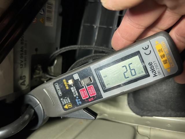 BMW 320i F30  バッテリー上がり 電動ウォーターポンプ交換 大阪府 和泉市