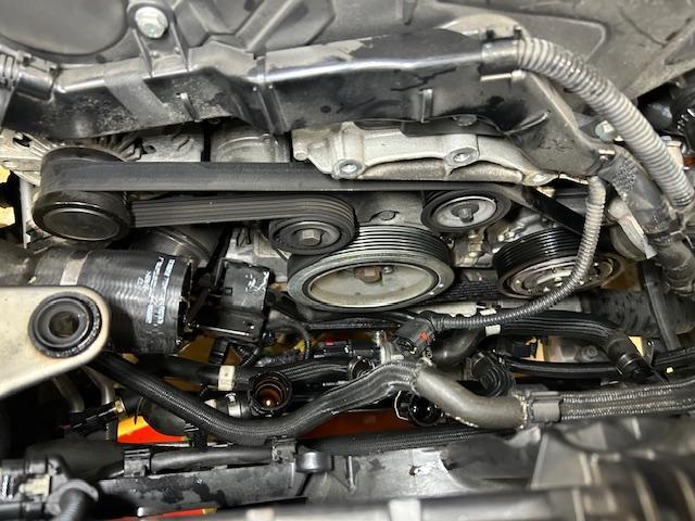 Alfa Romeo STELVIO Q4　アルファロメオ　ステルビオ　Ｑ4　ディーゼル　タイミングベルト交換　ウォーターポンプ交換　大阪府　和泉市