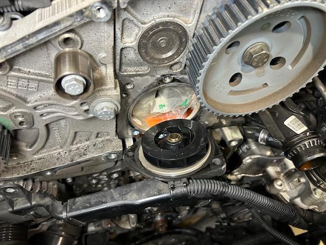 Alfa Romeo STELVIO Q4　アルファロメオ　ステルビオ　Ｑ4　ディーゼル　タイミングベルト交換　ウォーターポンプ交換　大阪府　和泉市