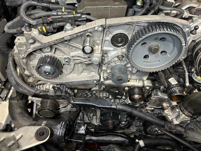 Alfa Romeo STELVIO Q4　アルファロメオ　ステルビオ　Ｑ4　ディーゼル　タイミングベルト交換　ウォーターポンプ交換　大阪府　和泉市