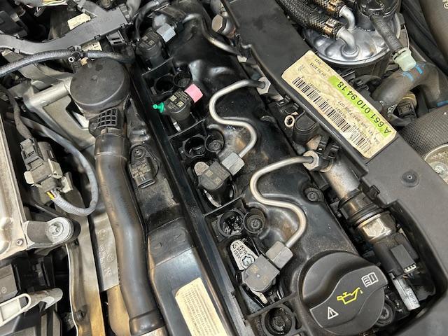 Mercedes Benz C220d W205 メルセデス・ベンツ　Ｃクラス　ディーゼルエンジン　エンジン警告灯点灯　エンジン不調　大阪府　和泉市